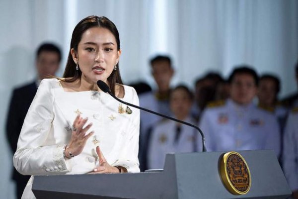七星配资  泰国总理通话录音引发争议，8名内阁成员正式辞职